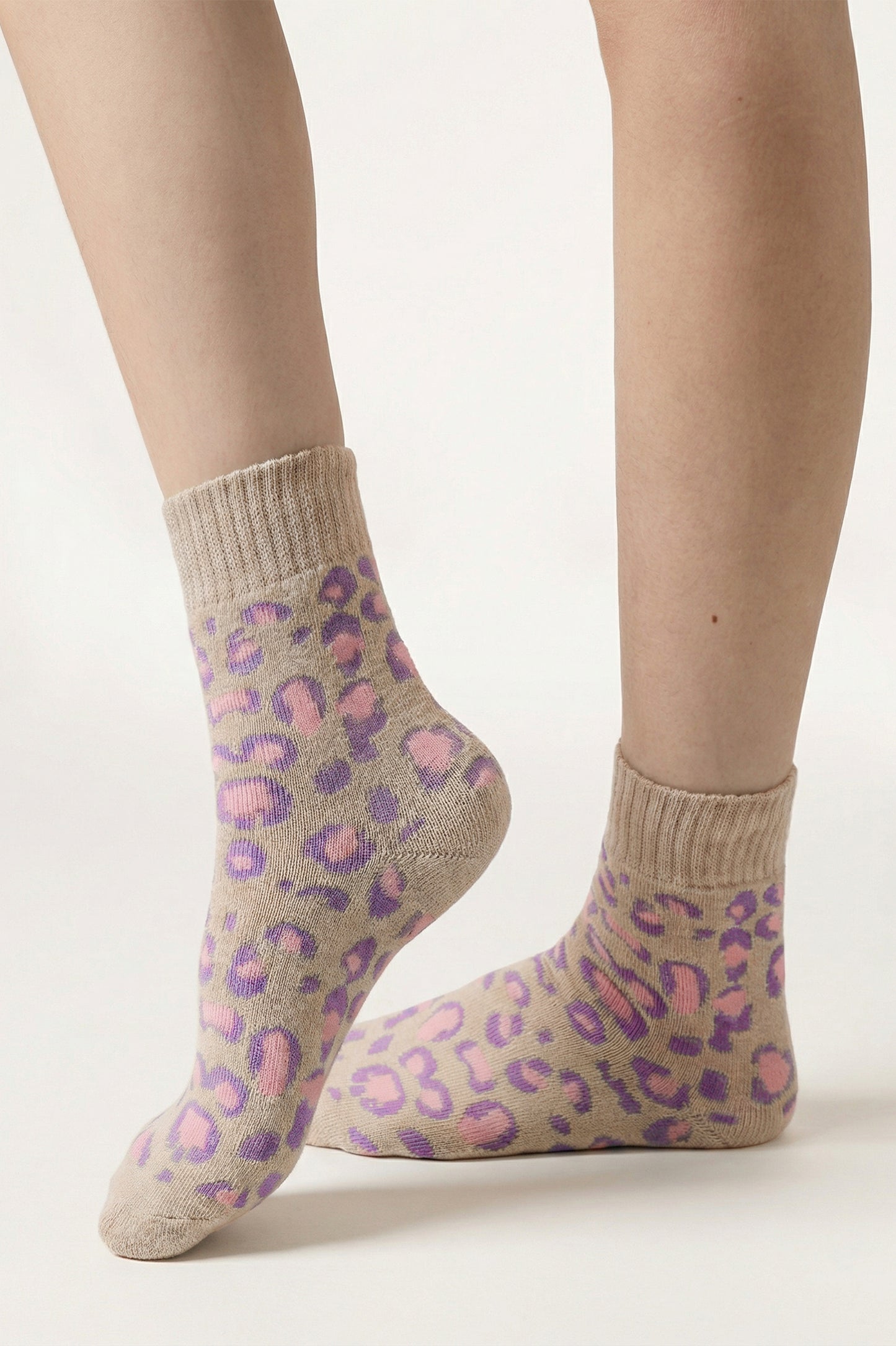 Orchid Petal Leopard Print Ribbed Uphold Comfy Socks