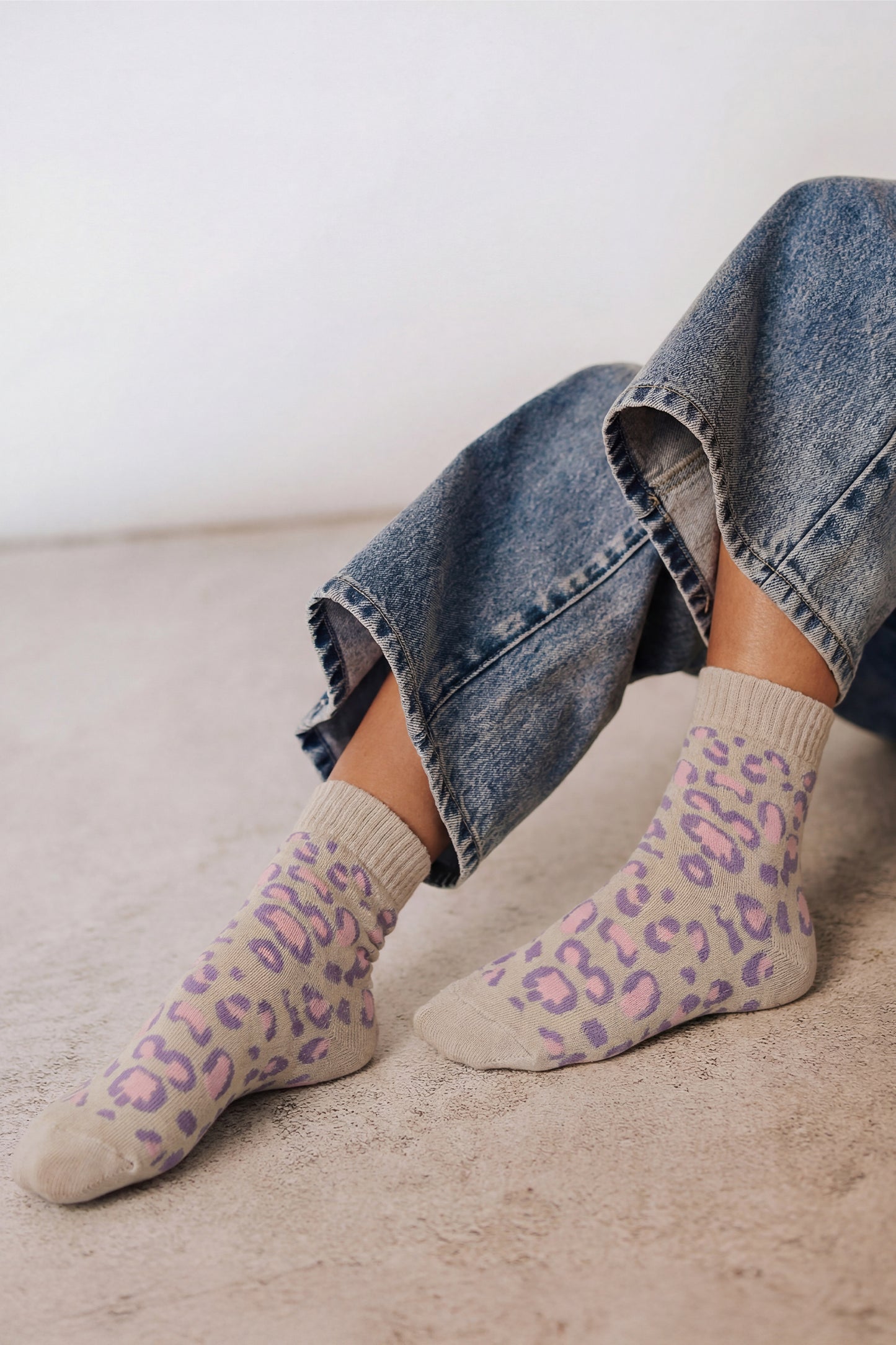 Orchid Petal Leopard Print Ribbed Uphold Comfy Socks