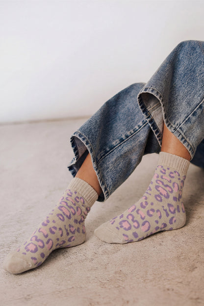 Orchid Petal Leopard Print Ribbed Uphold Comfy Socks