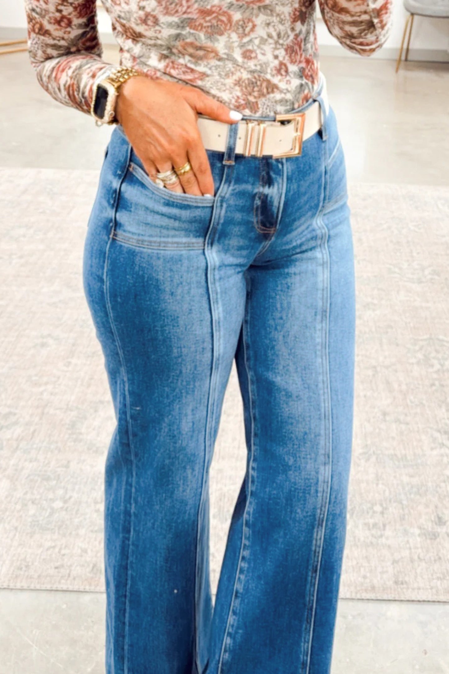 Tailored Seam Detail Women's Shift Jeans
